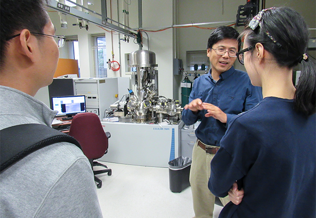 Dr. Xinqi Chen's tour of KECK-II