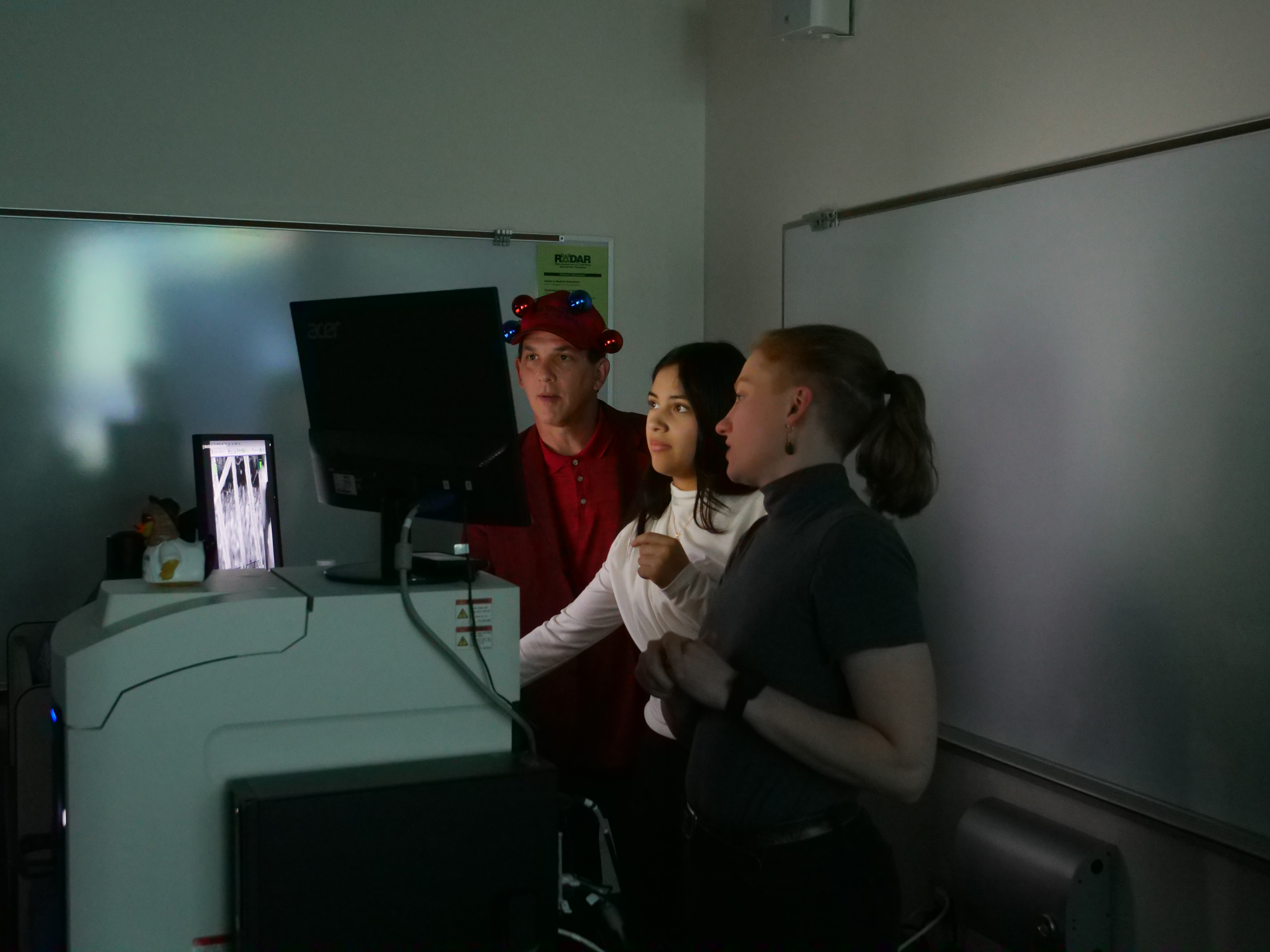 viewing the sample on the SEM